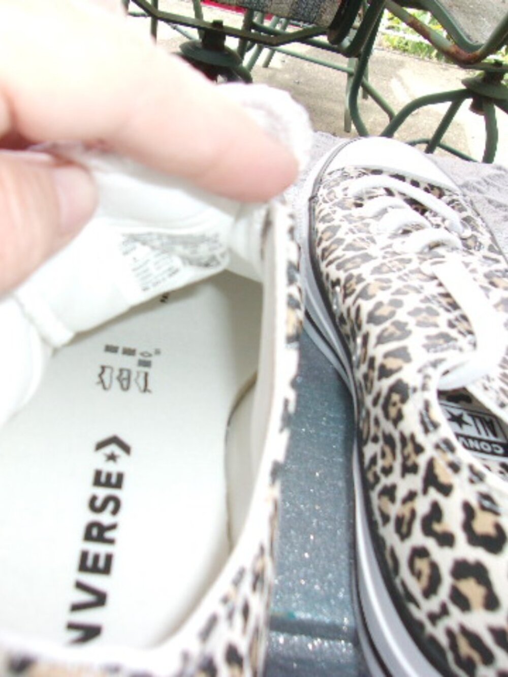 S-231 WOMENS CONVERSE CHUCK TAYLOR LOWTOPS LEOPARD PRINT W/BOX - Picture 6 of 9